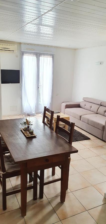 Bel Appartement Dans Hameau Calme Bonifacio  Bagian luar foto